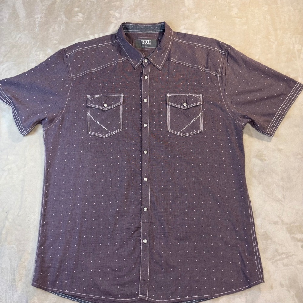 BKE Athletic Fit Mens XXL Short Sleeve Pearl Snap Western Shirt Purple Geometric